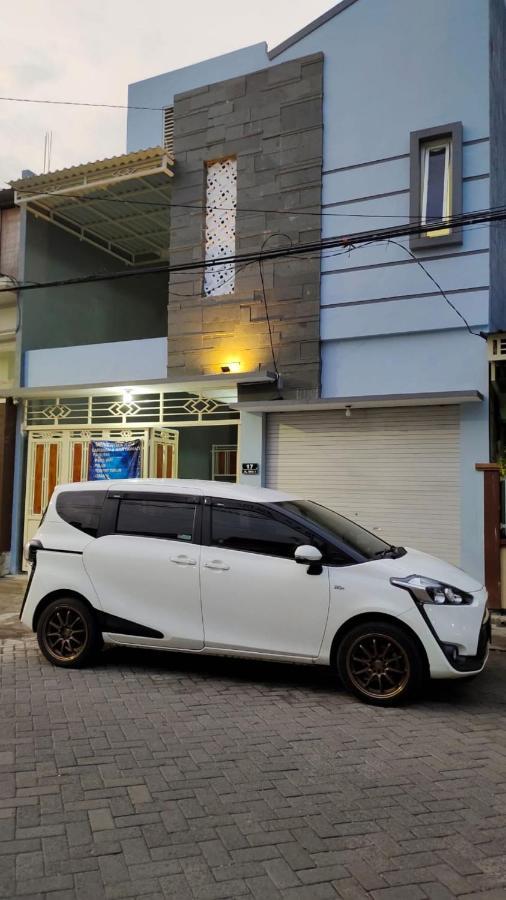 Oyo 91209 Arjuna Residence Syariah Sby สุราบายา ภายนอก รูปภาพ