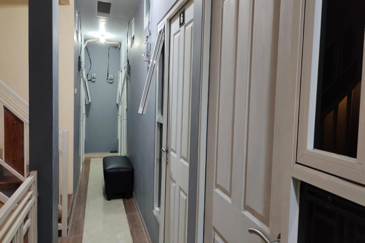 Oyo 91209 Arjuna Residence Syariah Sby สุราบายา ภายนอก รูปภาพ